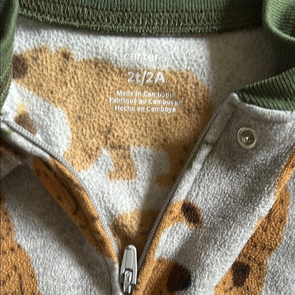 Carters One Piece PJs- Bear & Truck Print - Size 2T and NWT - Minnie Bibs 2 pack - Picture 3 of 9